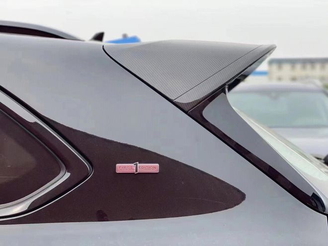 威客电竞2022款宾利添越SUV 分期购车优惠价(图6)