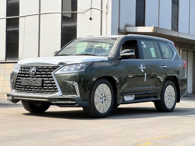 威客电竞中东版雷克萨斯LX570新车无消费税特价(图1)