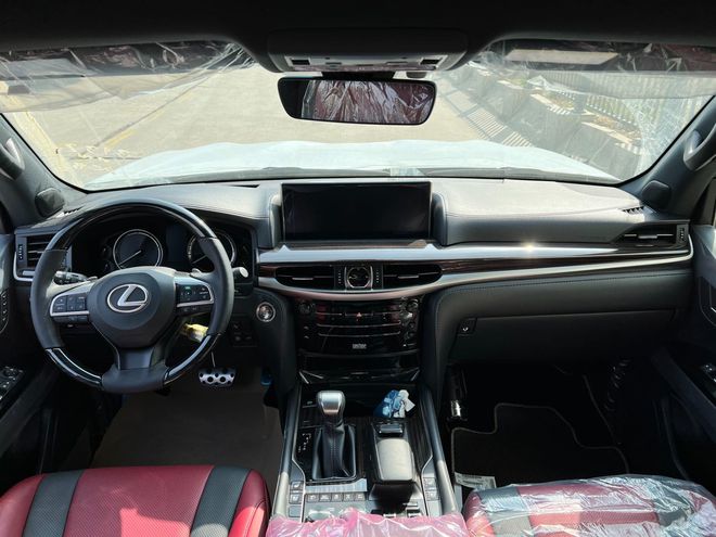 威客电竞中东版雷克萨斯LX570新车无消费税特价(图3)
