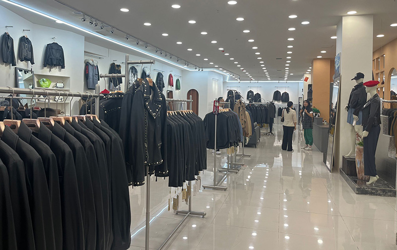 乌鲁木齐城北新增一家皮草批发市场威客电竞(图1)